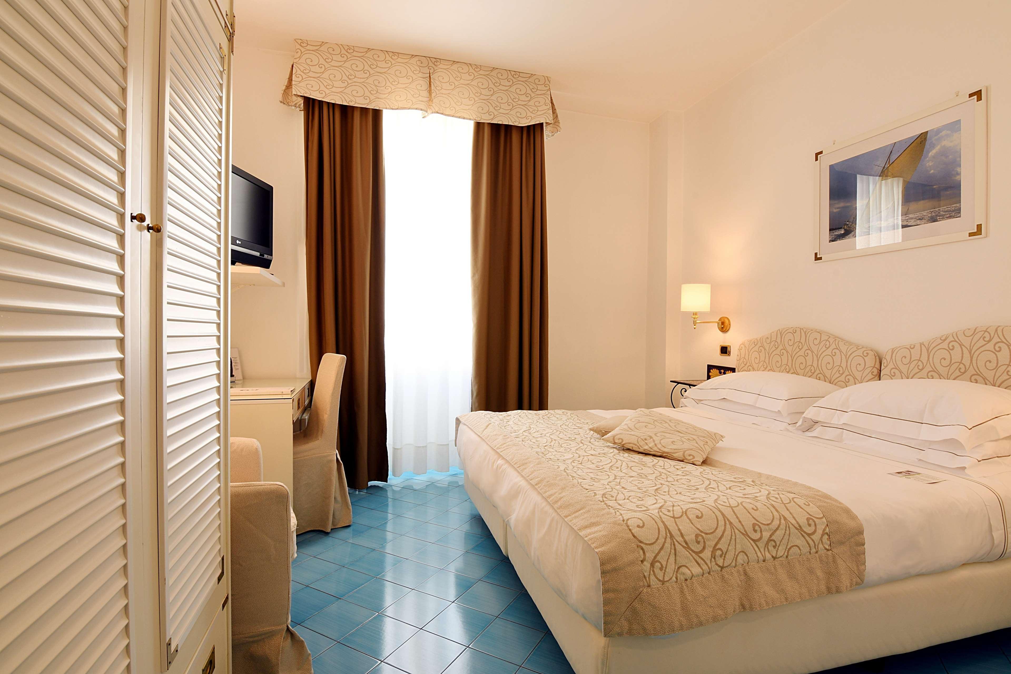 Best Western Hotel Acqua Novella Spotorno Εξωτερικό φωτογραφία