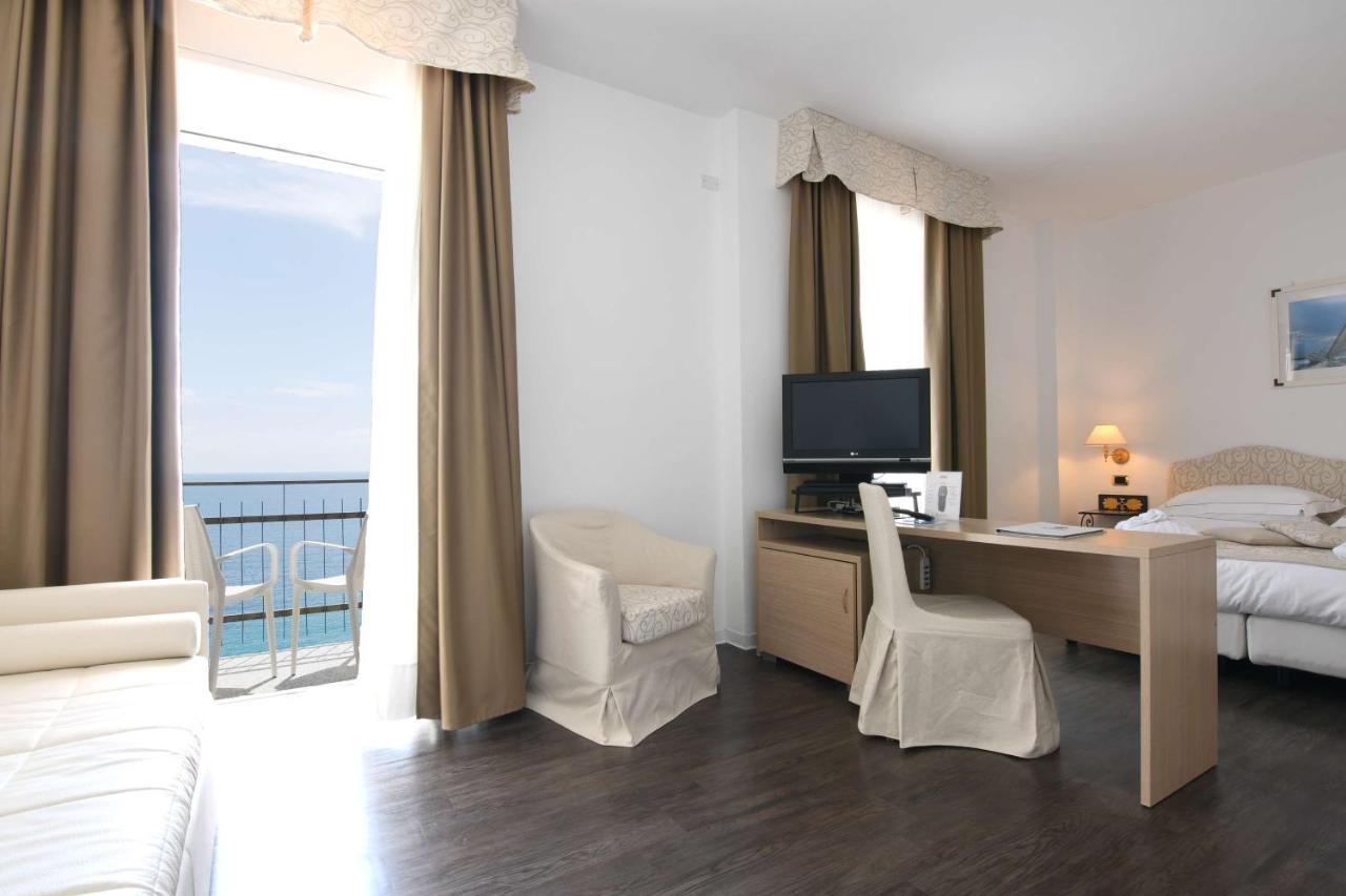 Best Western Hotel Acqua Novella Spotorno Εξωτερικό φωτογραφία