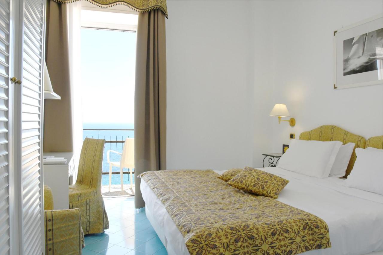 Best Western Hotel Acqua Novella Spotorno Εξωτερικό φωτογραφία