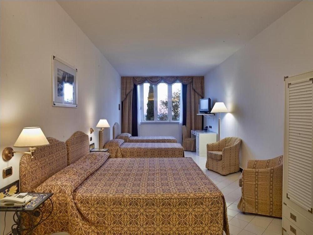 Best Western Hotel Acqua Novella Spotorno Εξωτερικό φωτογραφία
