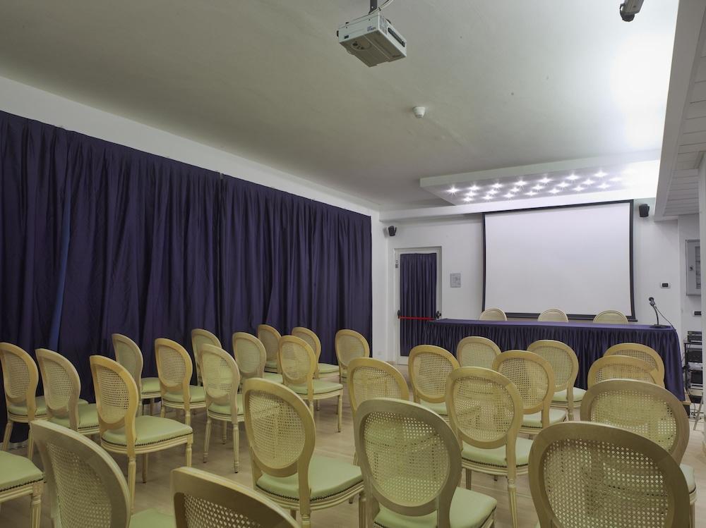 Best Western Hotel Acqua Novella Spotorno Εξωτερικό φωτογραφία