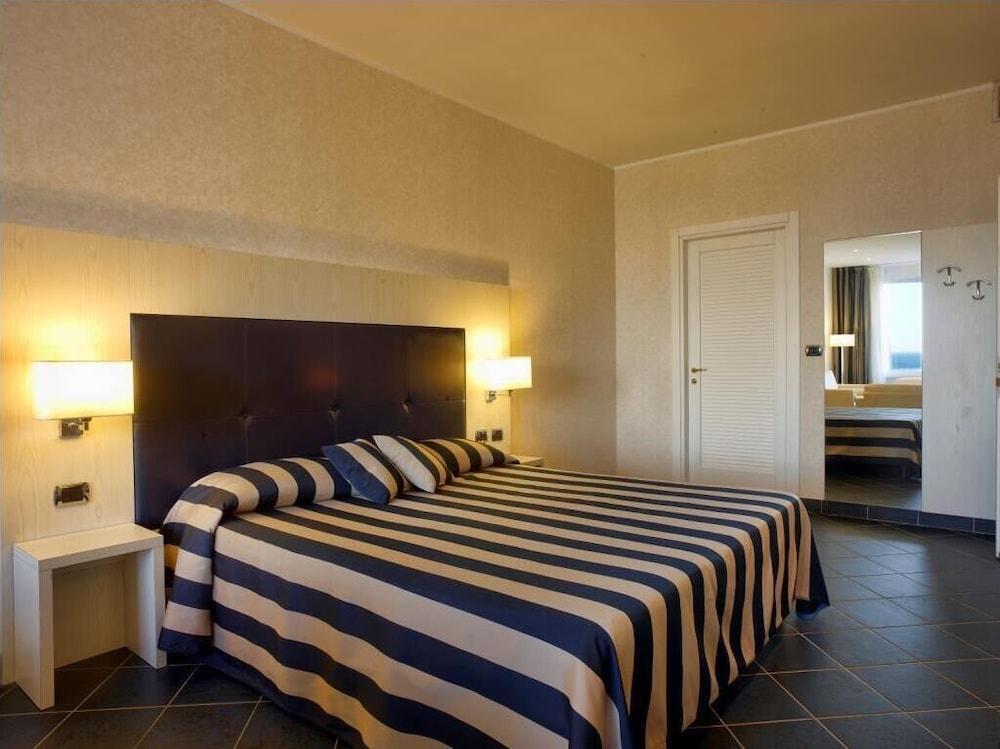 Best Western Hotel Acqua Novella Spotorno Εξωτερικό φωτογραφία